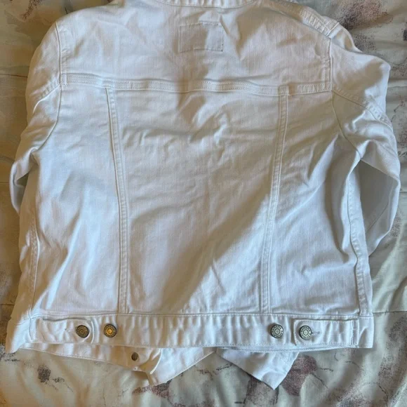 White denim jacket - Picture 4 of 4